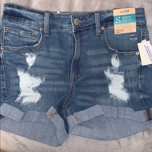 Aero “High Rise Midi-3” Shorts